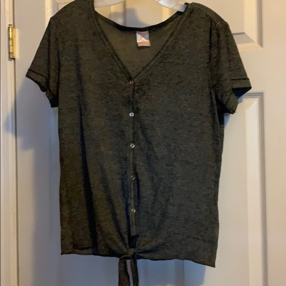 Grey button tee